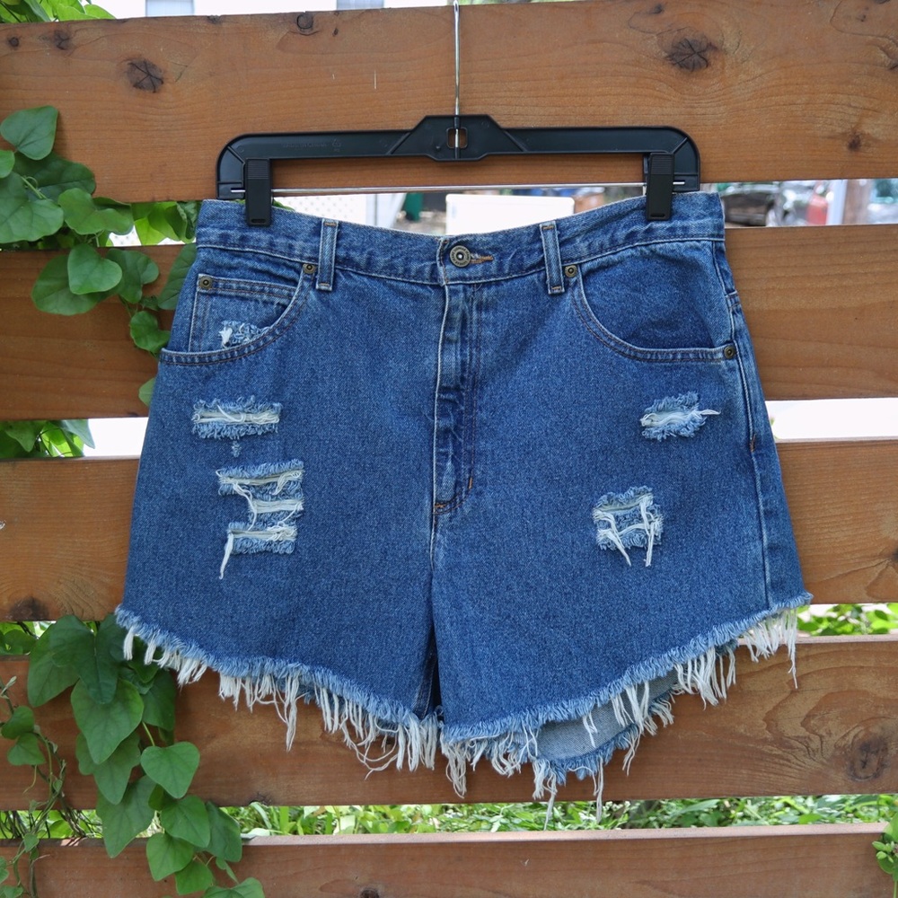 Vintage 90s High Waisted Cutoff Shorts by Lizwear